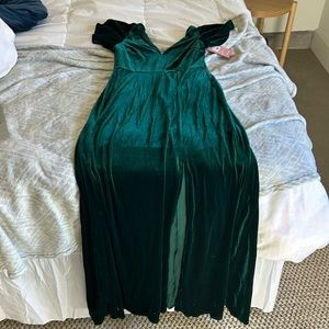Velvet Emerald Dress